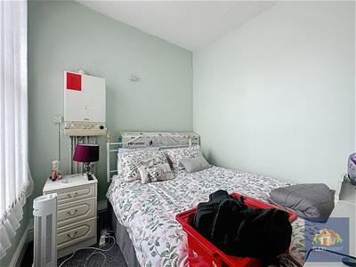 Picture 4